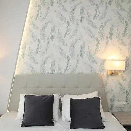 Apartment L G E Luxery *