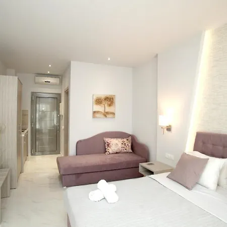 L G E Luxery Apartment