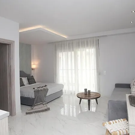 L G E Luxery Apartment Pefkochori