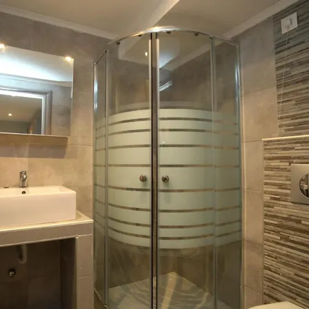 Apartment L G E Luxery *